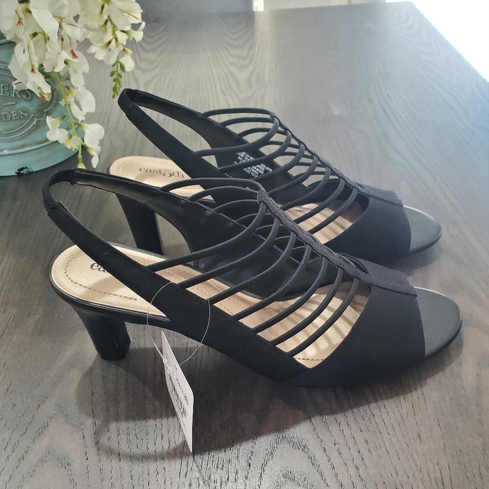 East 5th Black Heels Sleek Design